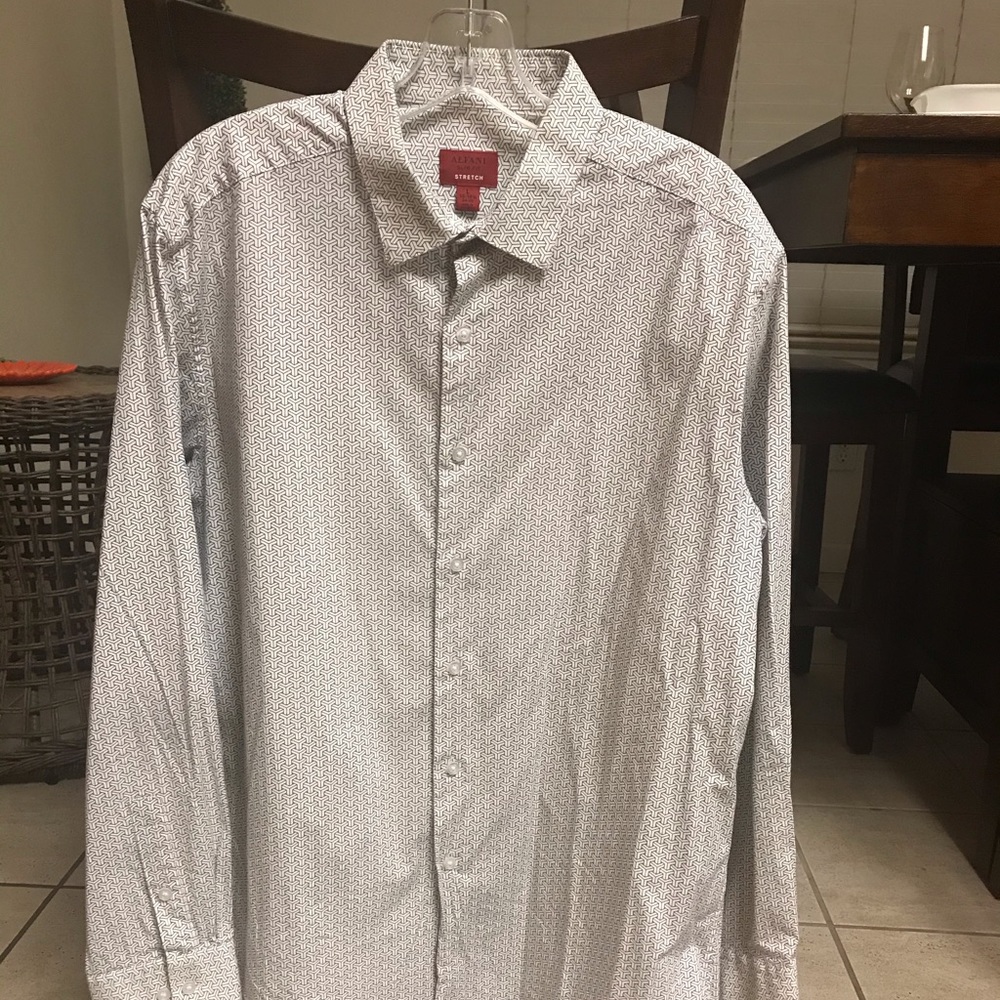 Alfani dress shirt 16-16 1/2 (34-35)